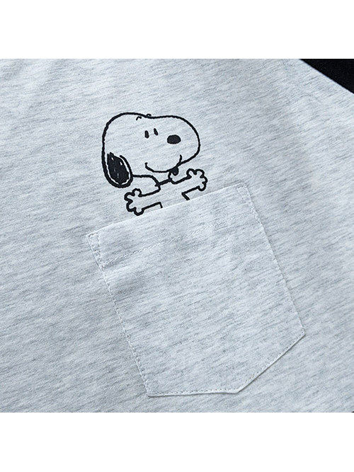 Snoopy Pocket T-shirt | Official Peanuts Merchandise | Redwolf