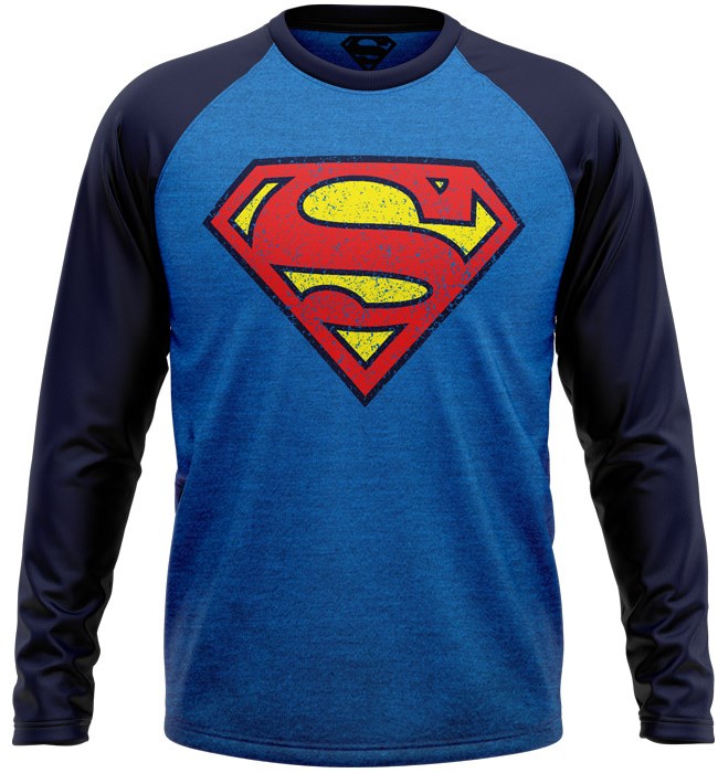 Amazon.com: Superman - Gradient Superman Logo T-Shirt Size S : Clothing,  Shoes & Jewelry